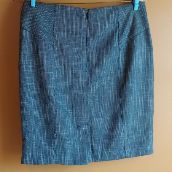 Matching Blazer and Skirt - Picture 13 of 13